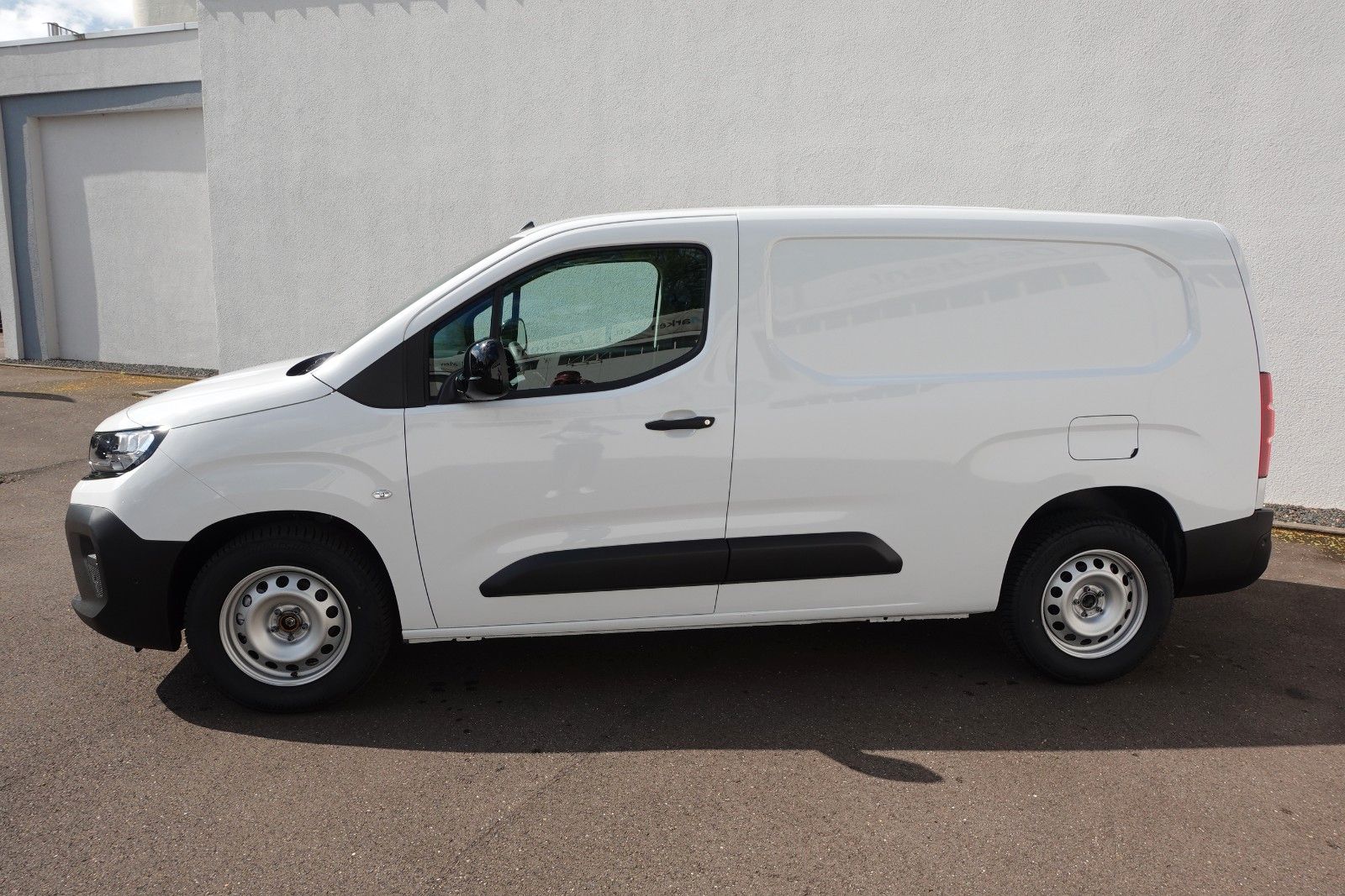 Fahrzeugabbildung Opel Combo E Cargo XL, Schlechtweg, FlexCargo, Navi