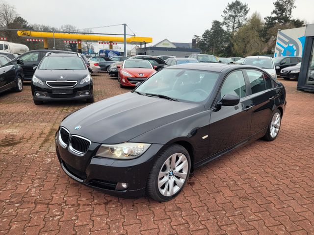 BMW 320d*XENON*S.-DACH*NAVI*SHZ*PDC*GEPFLEGT*