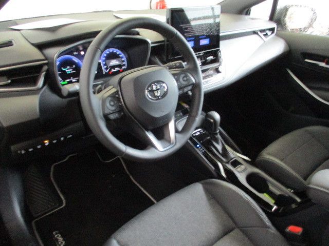 Fahrzeugabbildung Toyota Corolla Touring Sports Hybrid Teamplayer