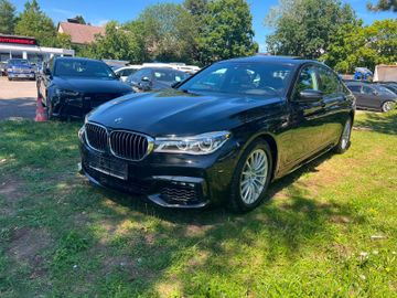 BMW 750 - 6