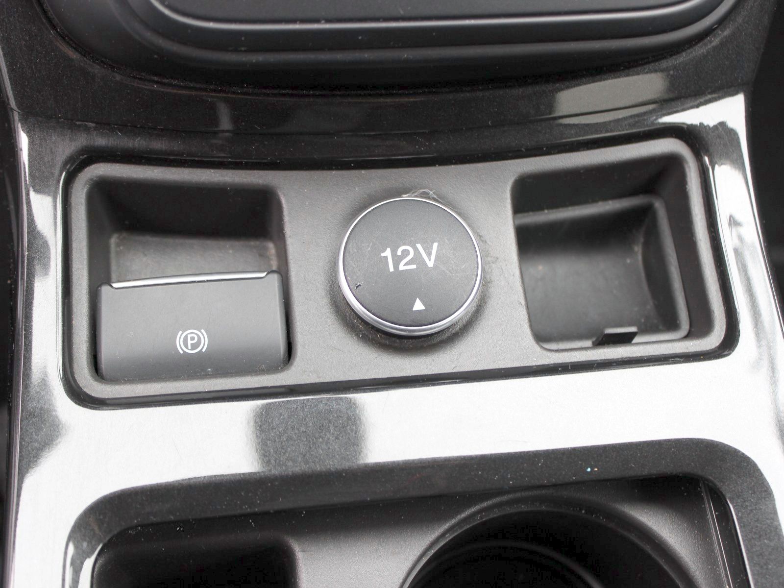 Fahrzeugabbildung Ford Kuga Titanium 2,0 TDCi 4x4 Start/Stopp