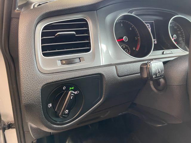 Volkswagen Golf VII Variant Trendline BMT *NAVI*TEM*TÜV-NEU