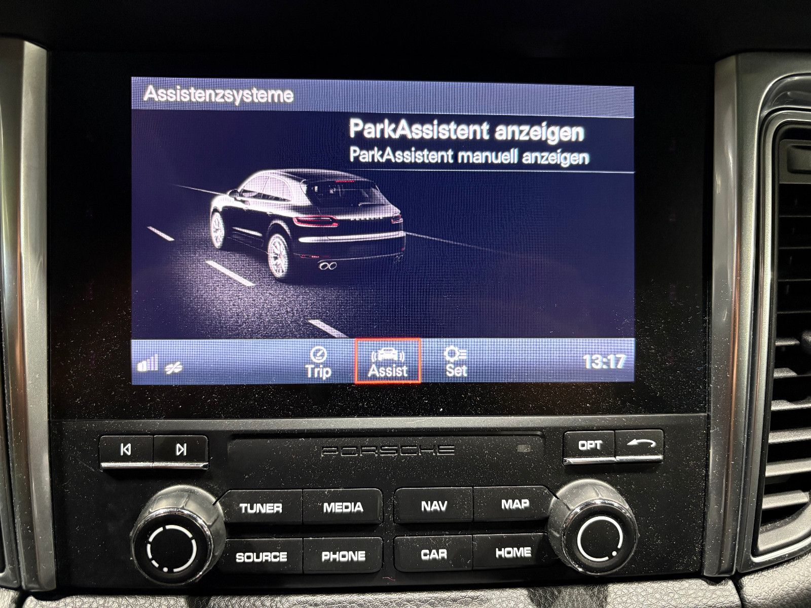 Fahrzeugabbildung Porsche Macan S Diesel/PANO/APPLE/NAVI/PDC/TEMPOMAT/SHZ