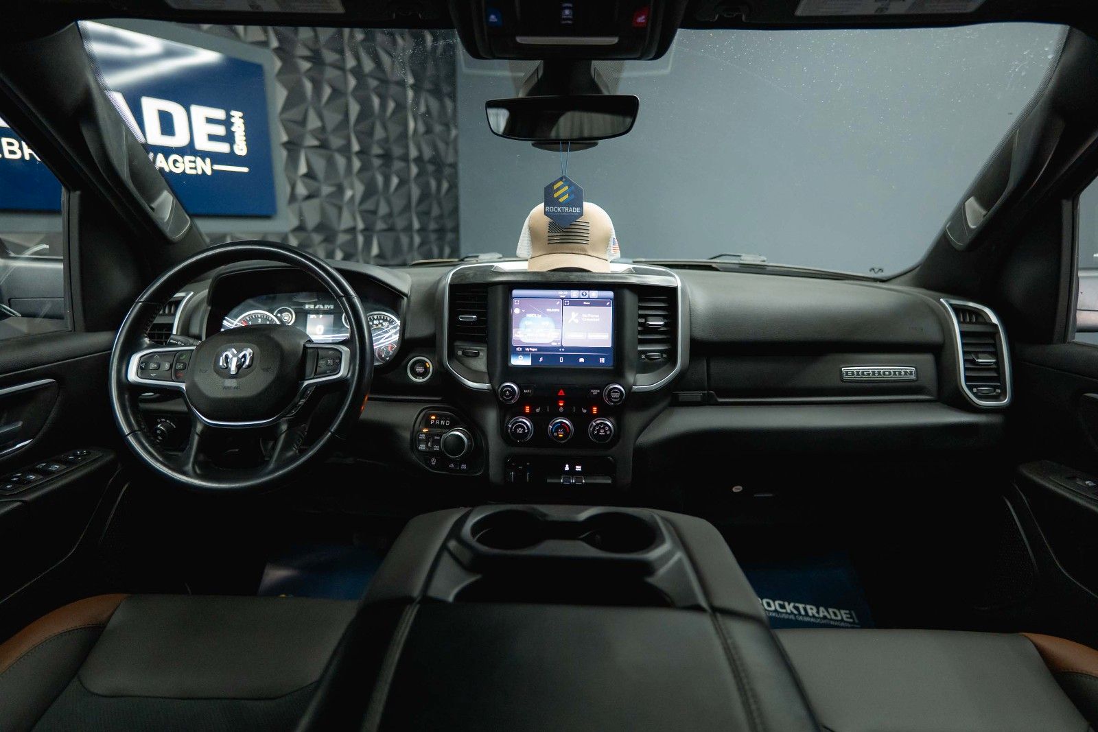 Fahrzeugabbildung Dodge RAM 5.7 V8 HEMI 4x4 OFFROAD Night Limited 19%
