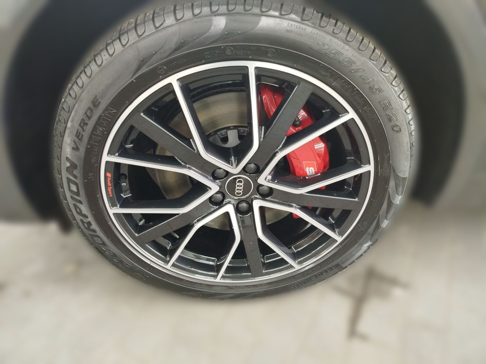 Audi SQ5 - Bild 4