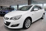 Opel Astra J 2.0 Sports Tourer Exklusiv*Navi*Xenon*E5 - Opel Astra mit Diesel-Antrieb: 2.0