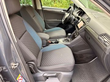 Volkswagen Tiguan - 8
