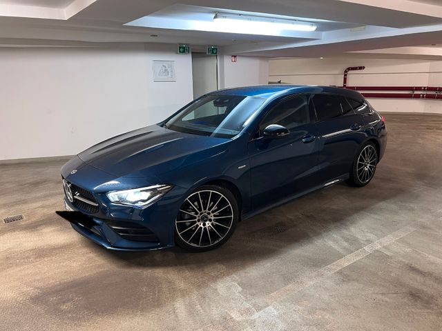 MERCEDES-BENZ CLA 200 Shooting Brake -Edition 2020 - AMG Line