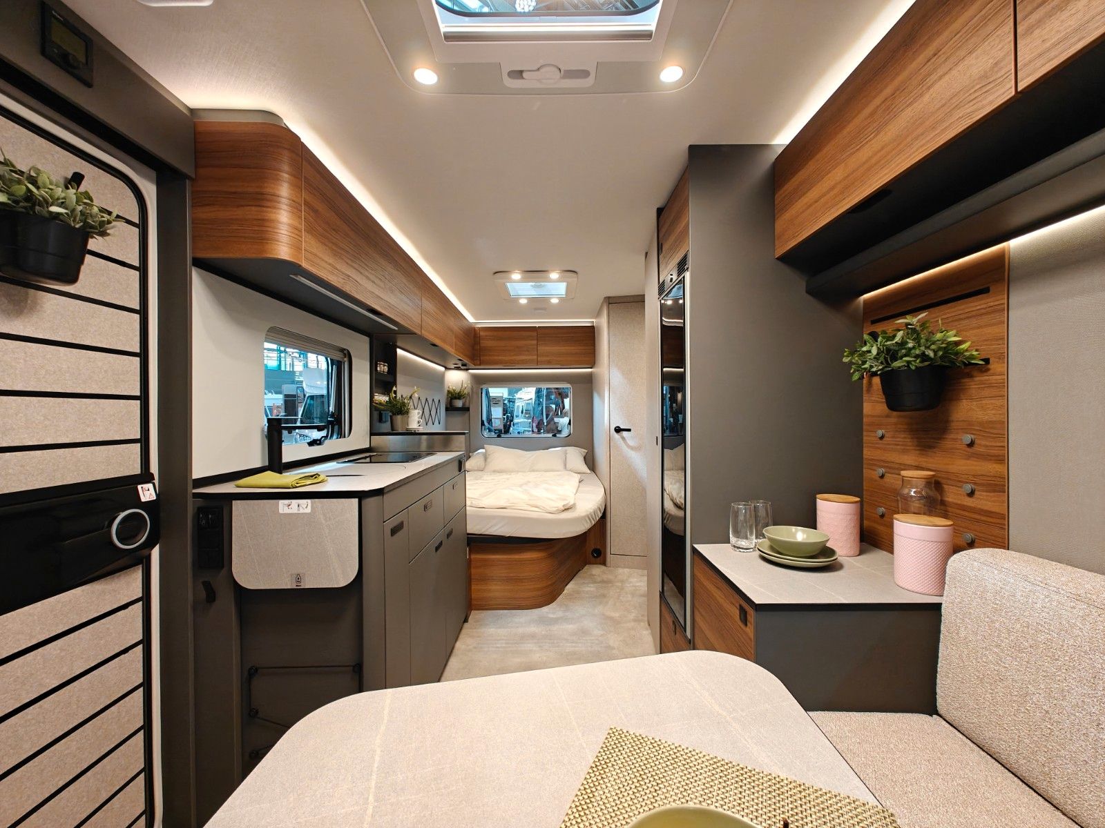 Fahrzeugabbildung HYMER / ERIBA / HYMERCAR Novaline 485 2026
