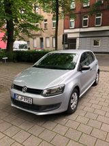 Volkswagen Polo 1.6 TDI 96kW  NEU TÜV - Volkswagen Polo mit Diesel-Antrieb: Limousine, 1.9