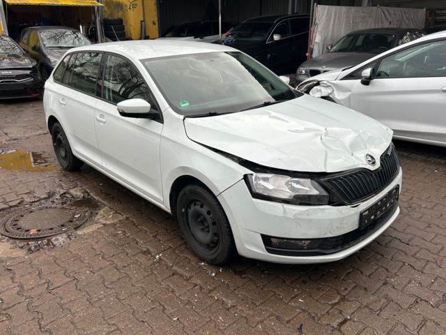 Skoda Rapid TSI Cool Edition Spaceback  SHZ KLIMA