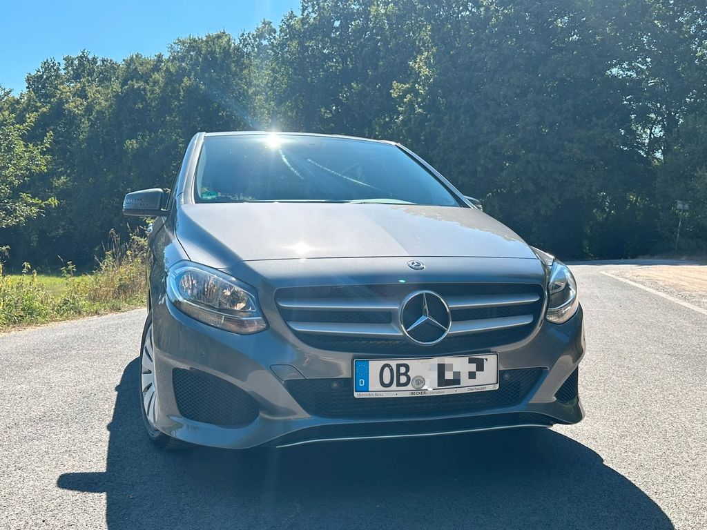 Image of Mercedes-Benz B 180