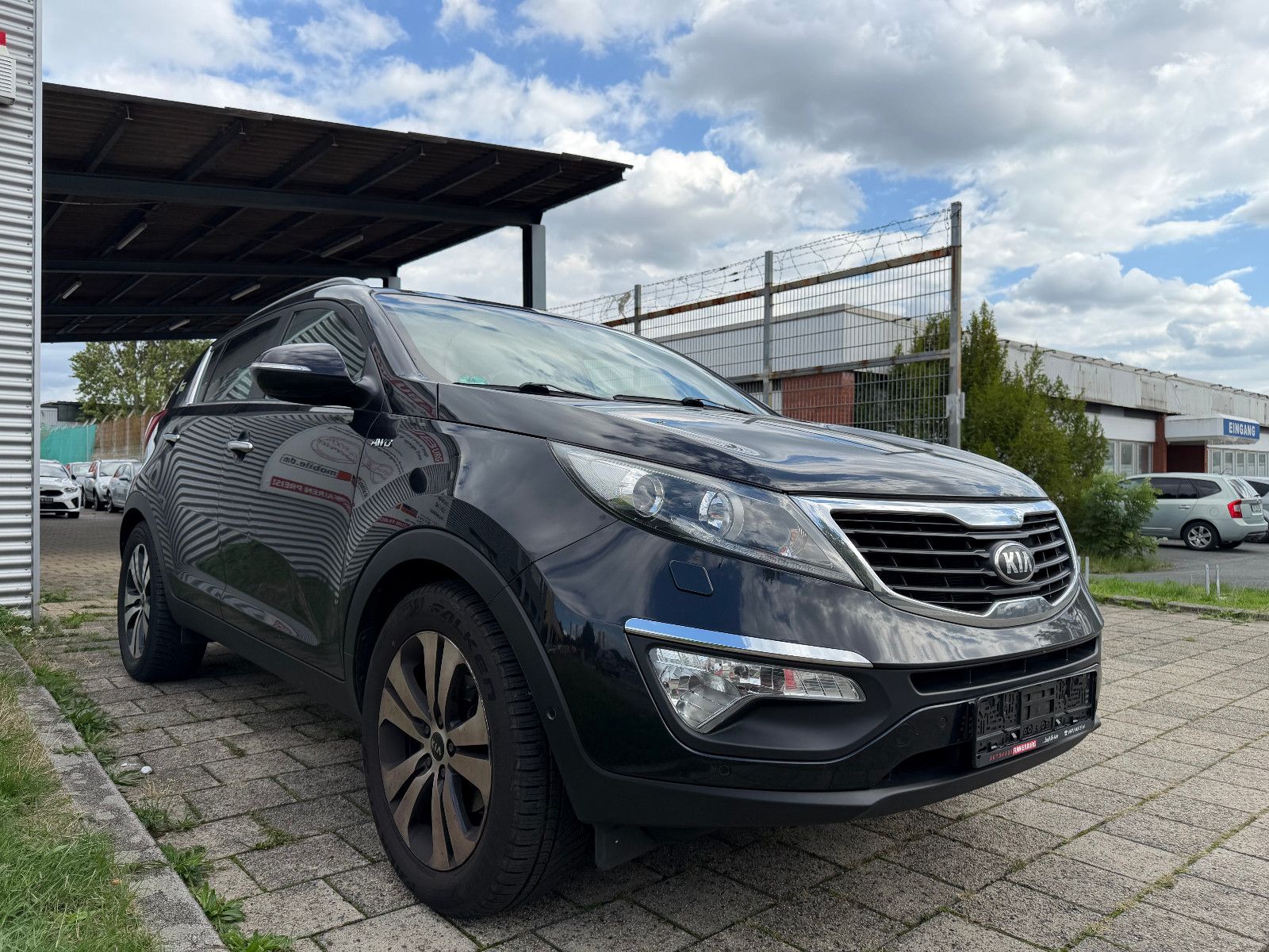 KIA Sportage - 1