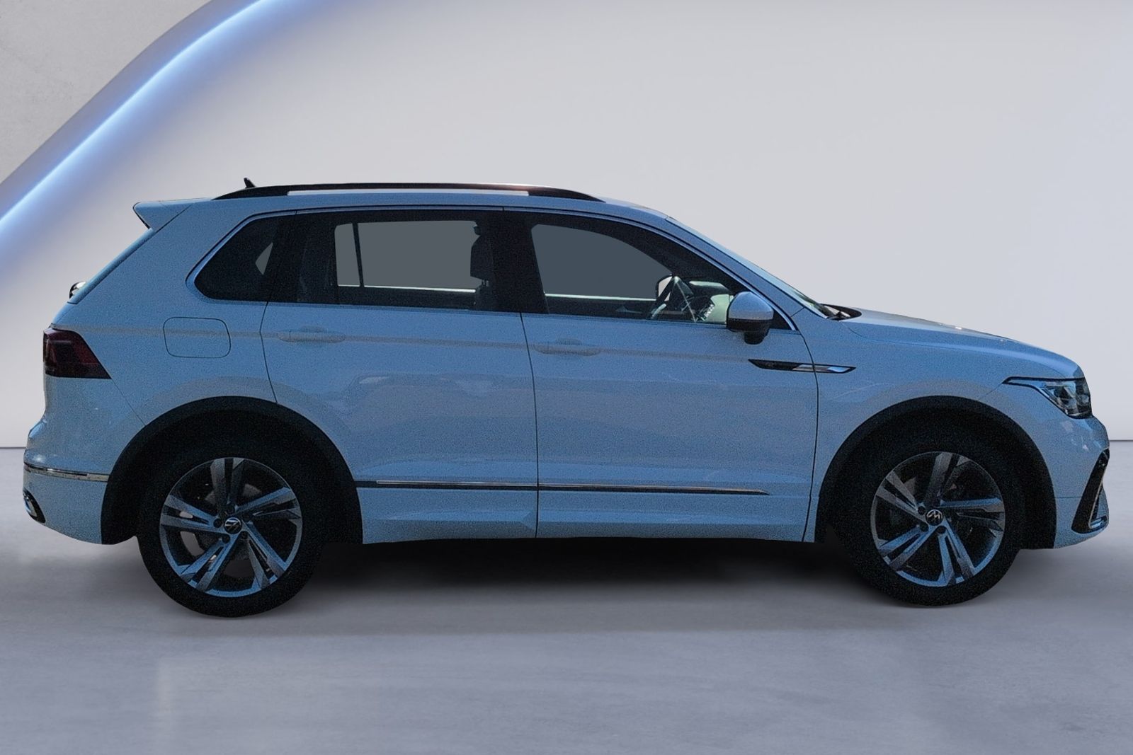 Tiguan 1.5 TSI DSG R-Line KAMERA+MATRIX+NAVI