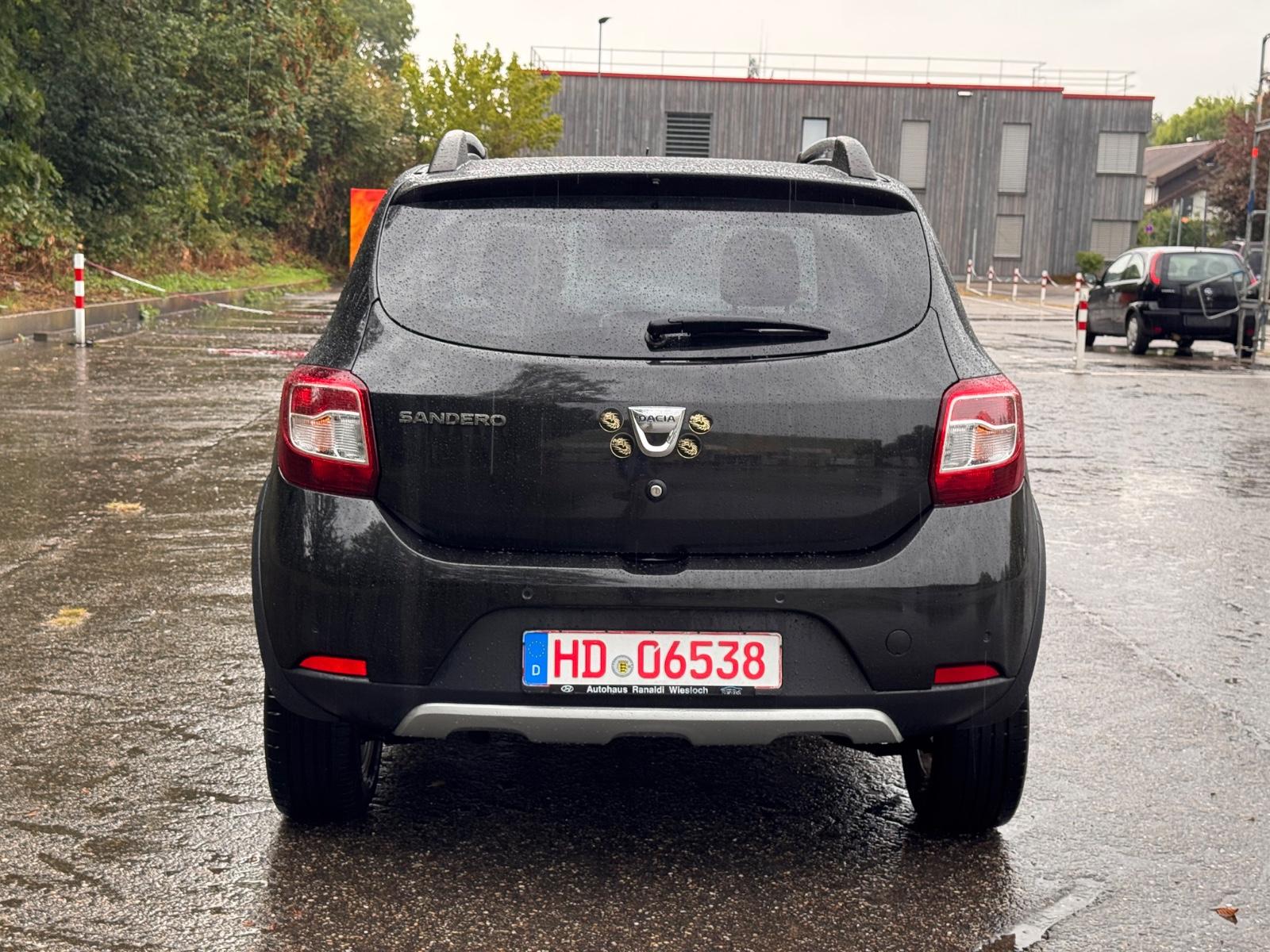 Dacia Sandero 2015 — photo 6