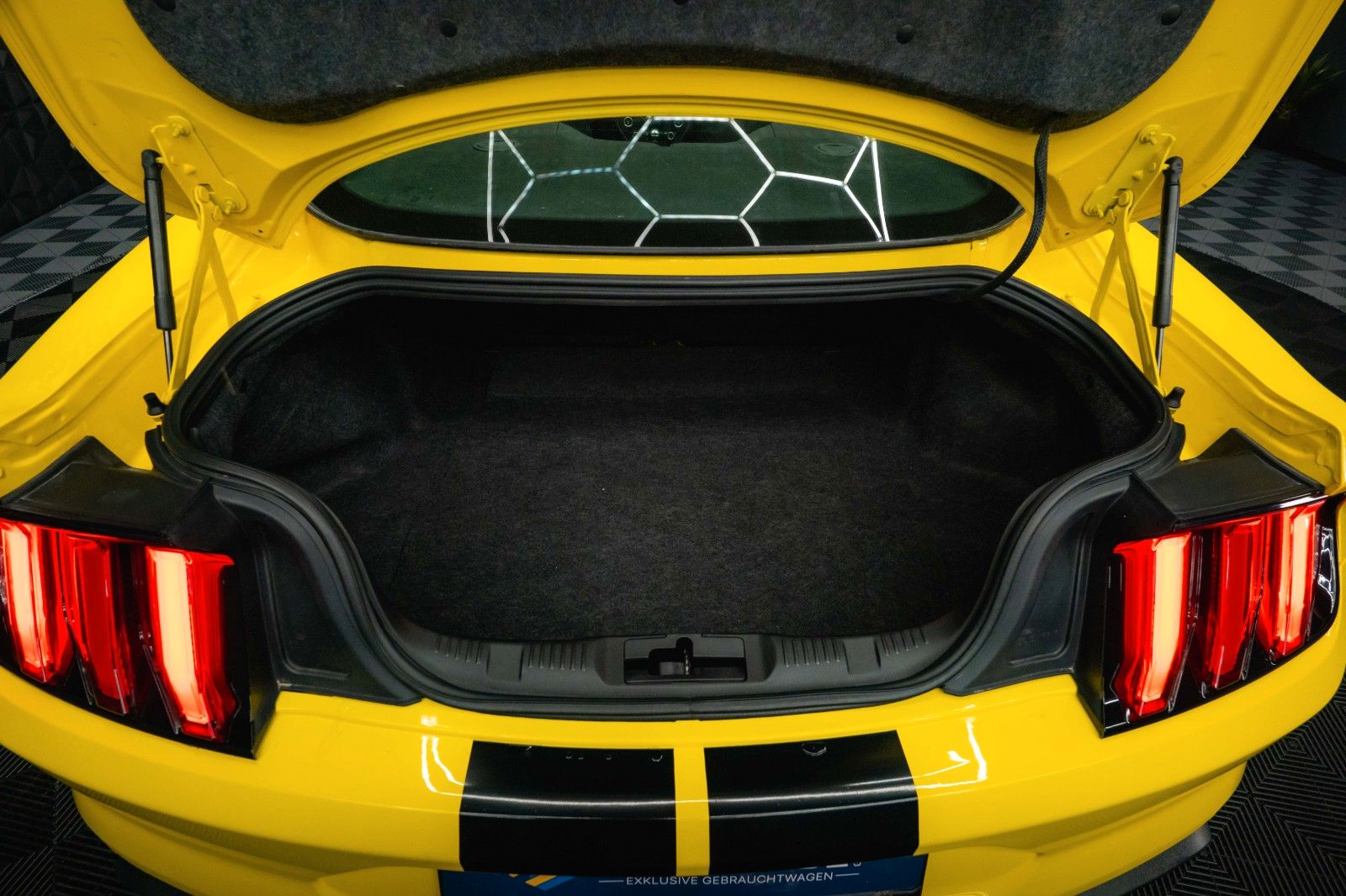 Fahrzeugabbildung Ford Mustang 5.0 V8 GT Performance *LED*1.Hand*Kamera