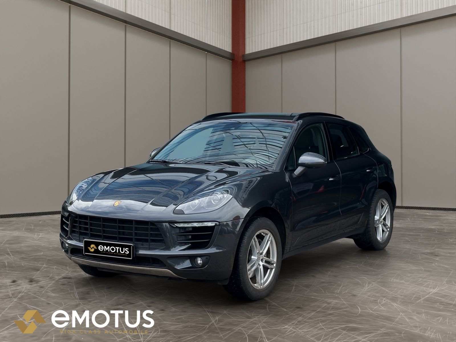 PORSCHE Macan