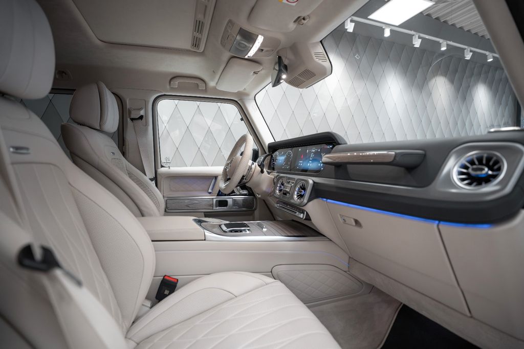 G 63 AMG 2026 GOLD/BEIGE - Bild 15
