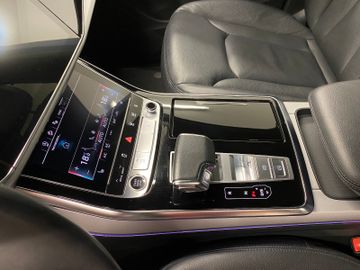 Audi Q7 - 10