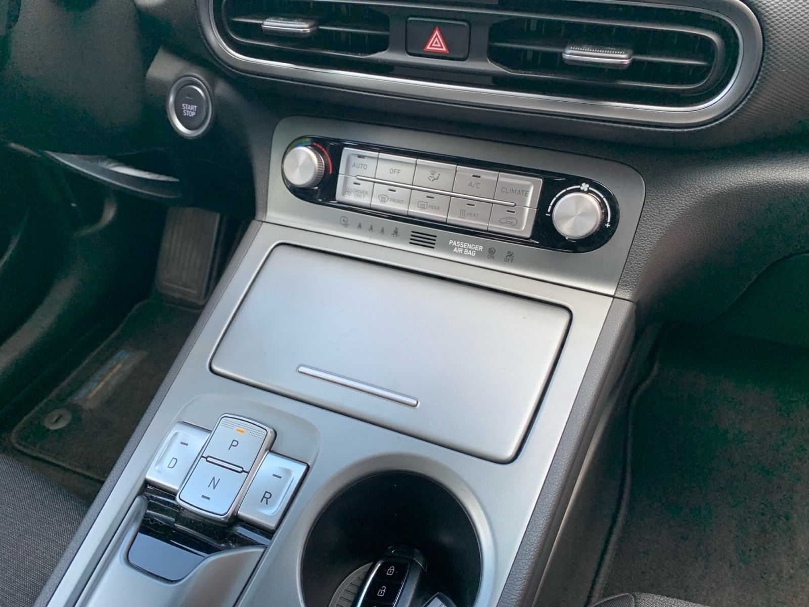 Fahrzeugabbildung Hyundai KONA Edition 30+ 11 kW Navi 1Hd