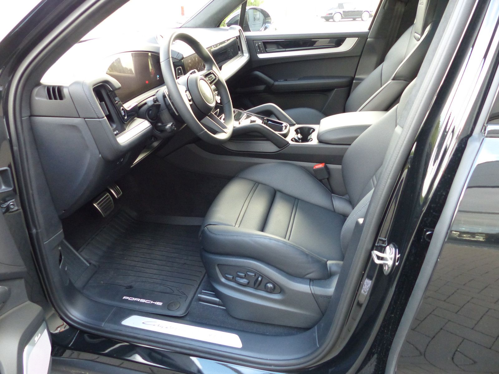 Fahrzeugabbildung Porsche Cayenne Turbo E-Hybrid