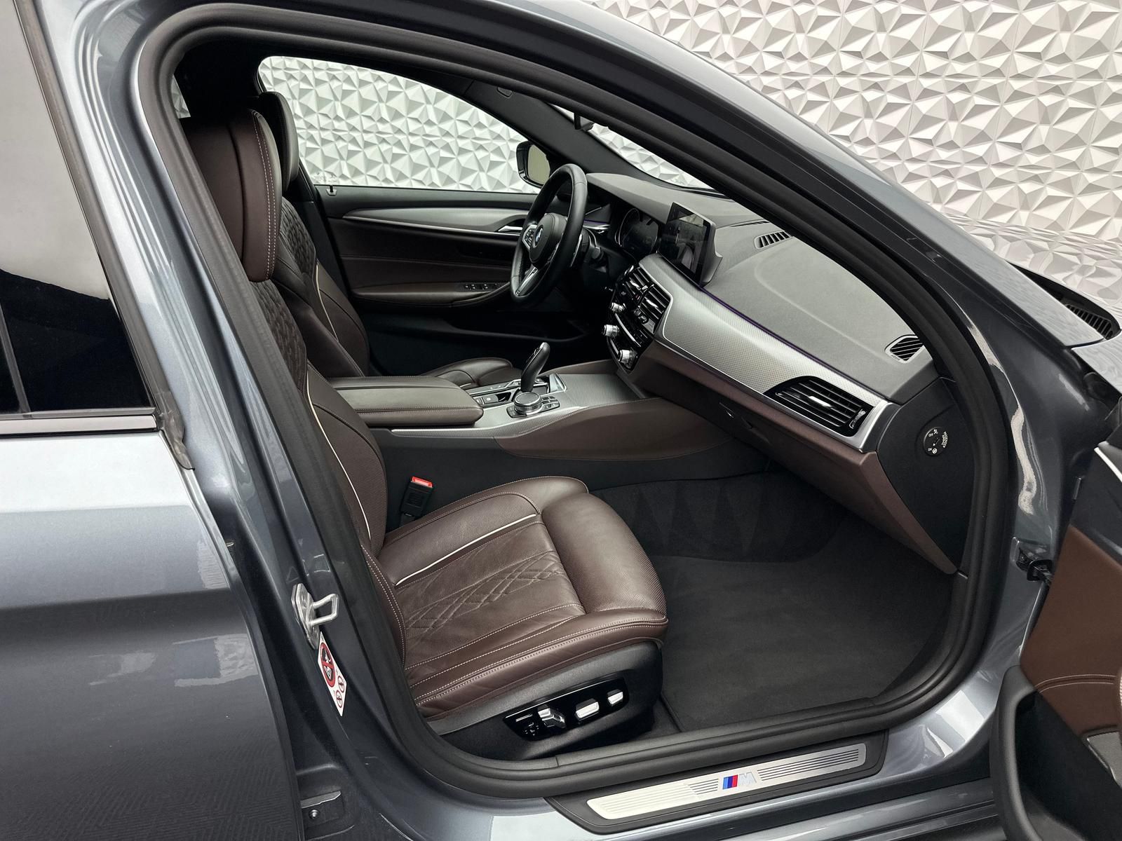 Fahrzeugabbildung BMW 540d XDR/M-PAKET/ACC/PANO/INTEGRAL/H&K/STHZ/360°