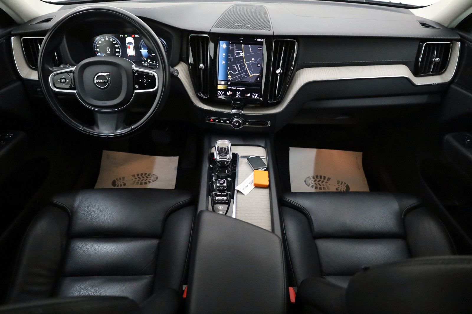 Fahrzeugabbildung Volvo XC60 Inscription T6 AWD,Leder,Kamera,Panoram,AHK