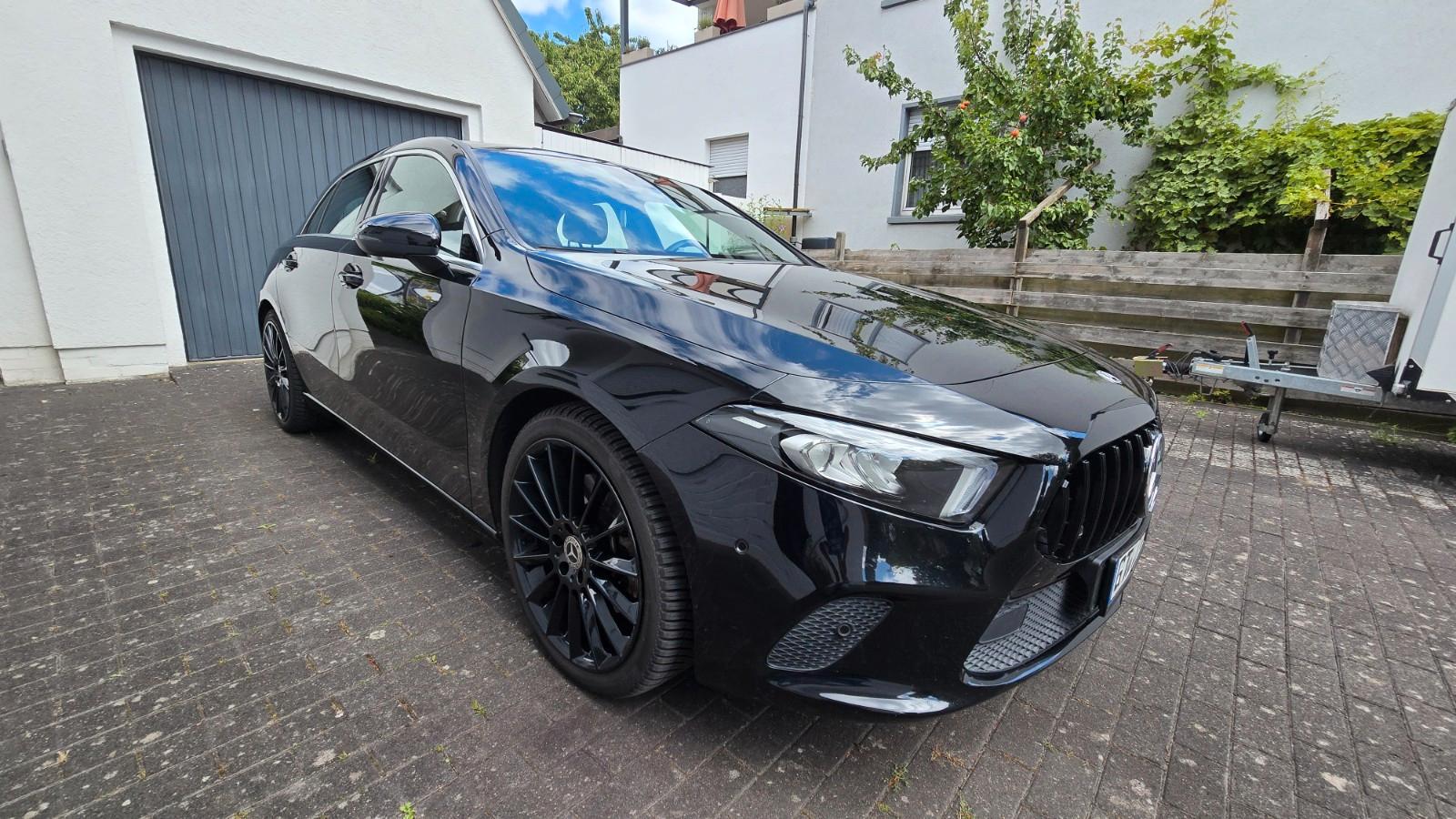 Mercedes-Benz A 250 DCT -