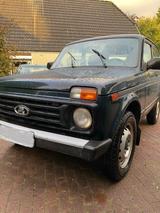 Lada Niva Taiga 4x4 Allrad, Baujahr 2017, ... - Lada Taiga von privat