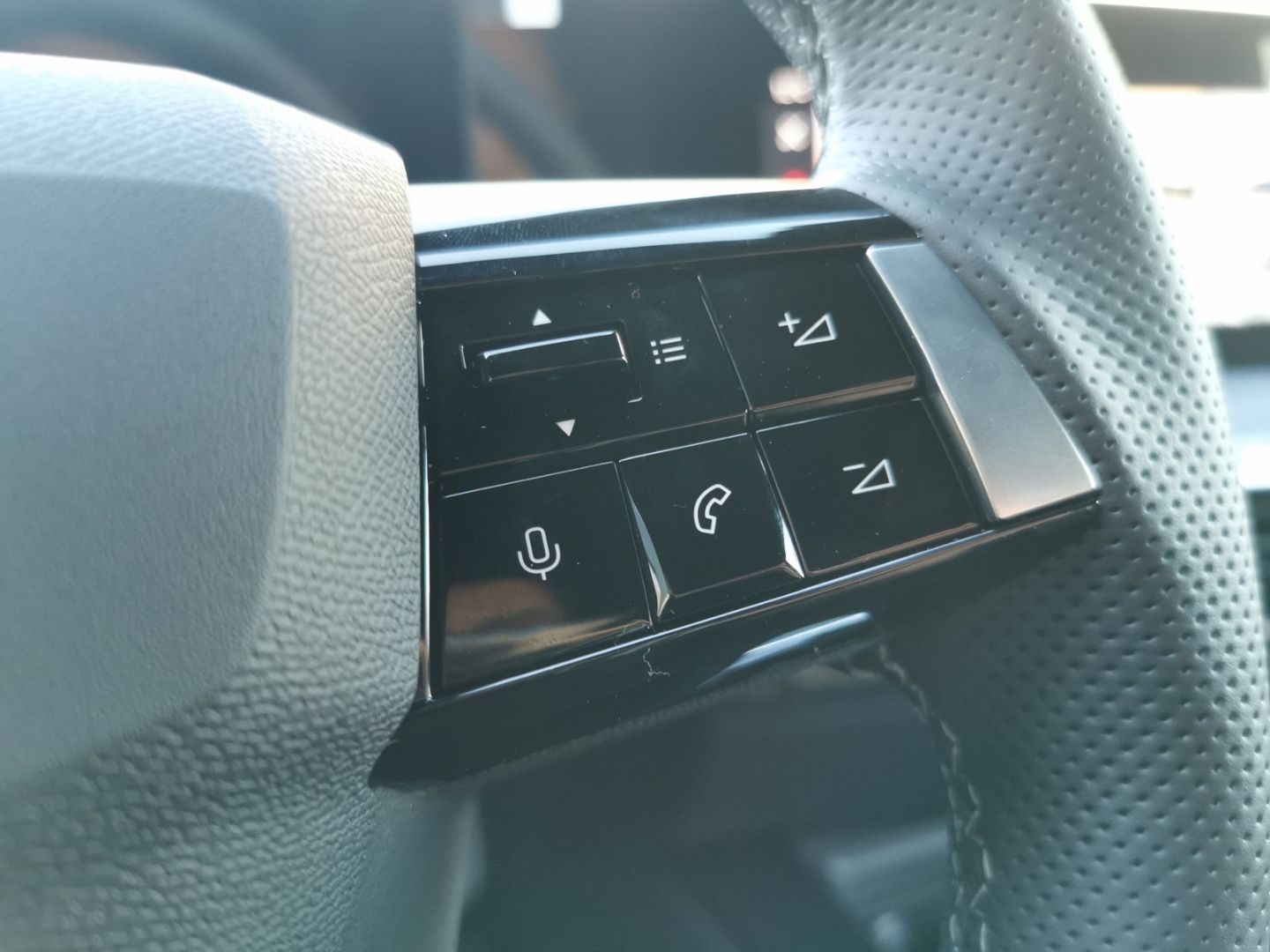 Fahrzeugabbildung Opel Astra Sports Tourer GS Navi, Matrix-LED