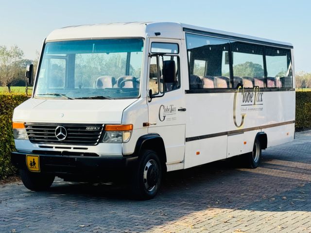 Mercedes-Benz VARIO 0 813 33 PERSOONS