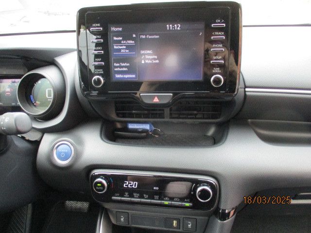 Fahrzeugabbildung Toyota Yaris Hybrid Team Deutschland