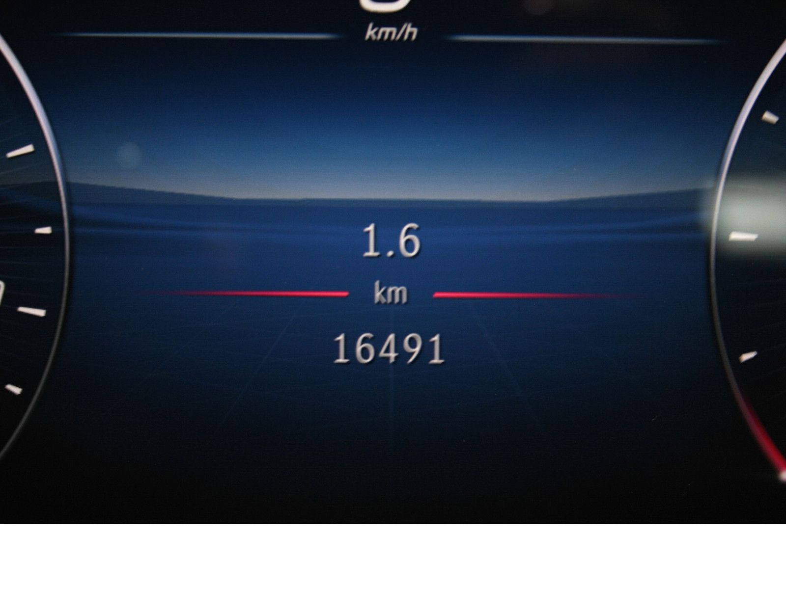 Fahrzeugabbildung Mercedes-Benz C 200 d AMG Plus *Panorama-Schiebedach *Memory