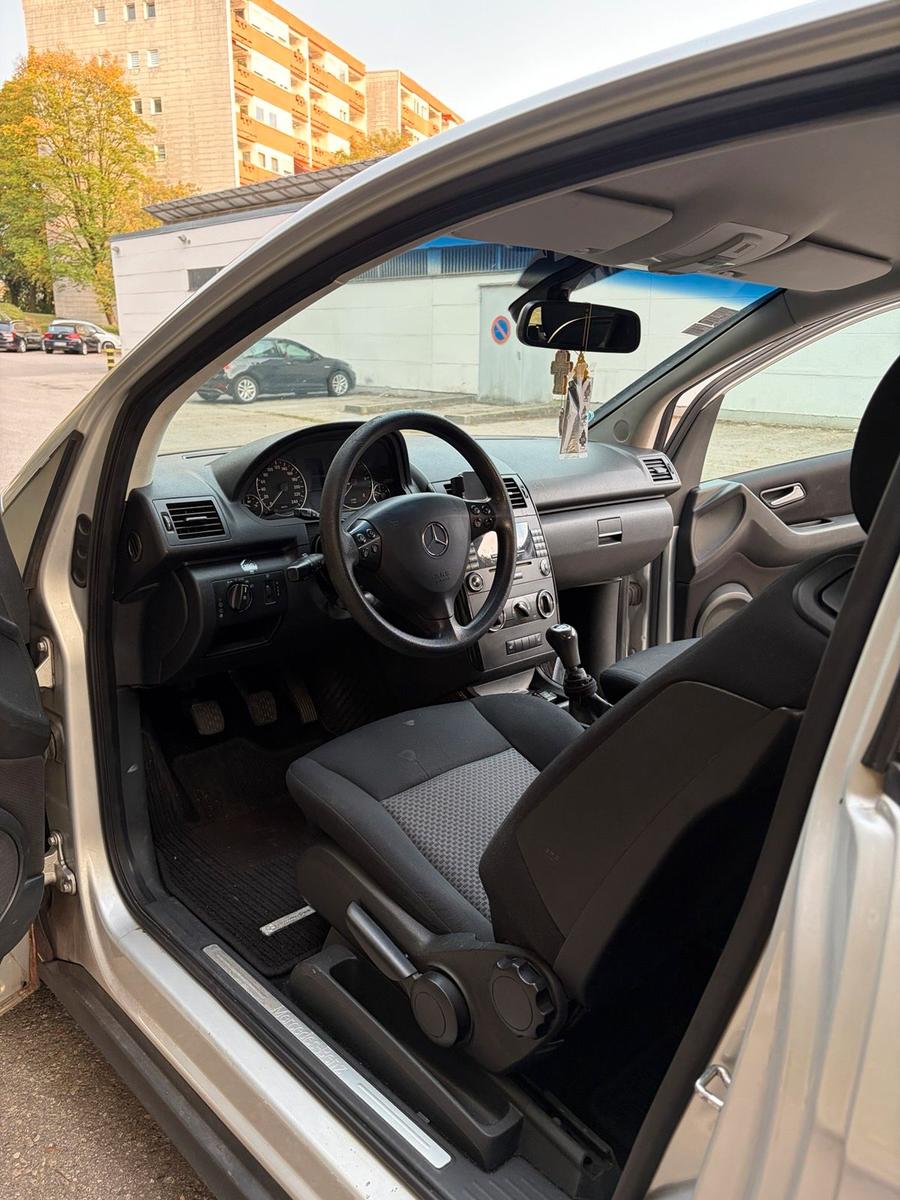 Mercedes-Benz A180 2006 — photo 9
