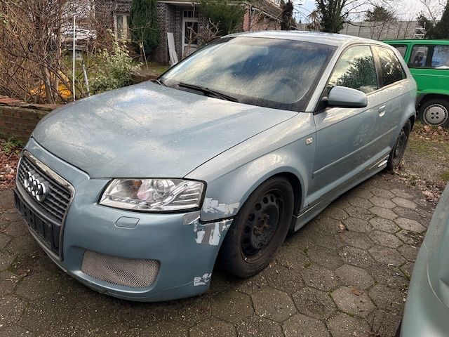 Audi A3 1.6 Attraction*KLIMAAUTOMATIK*SITZHEIZUNG*