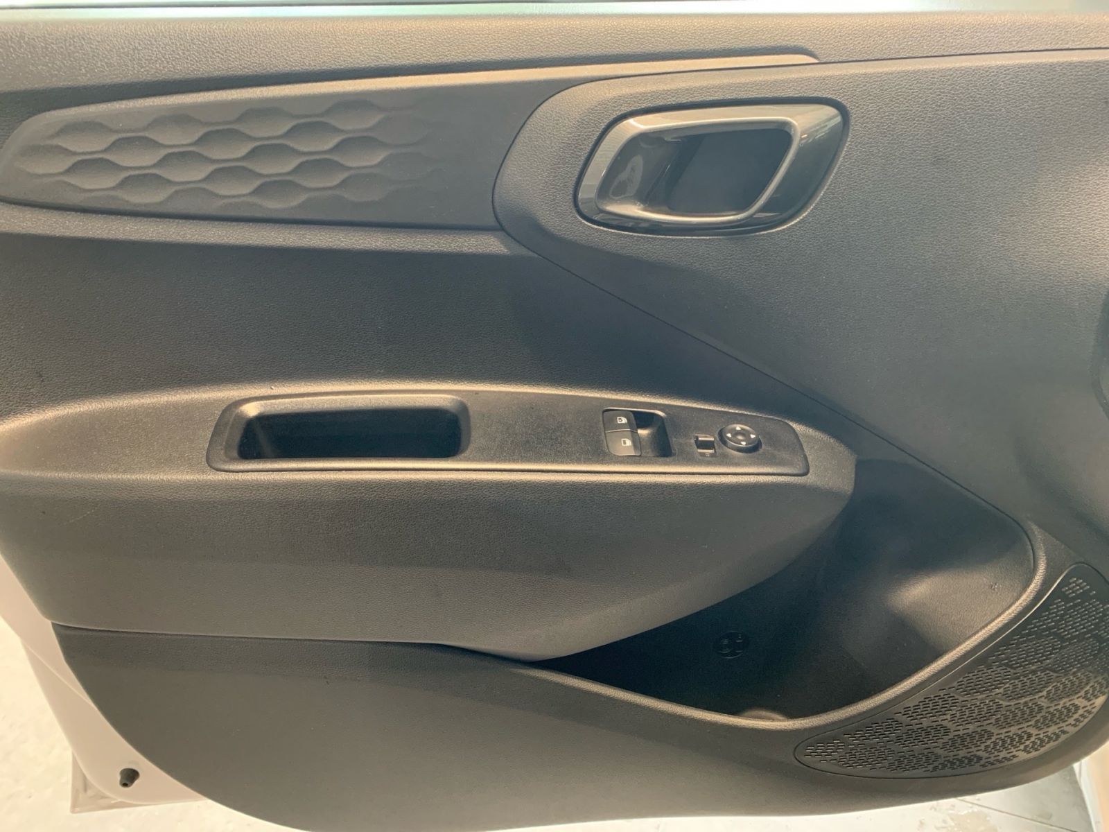 Fahrzeugabbildung Hyundai i10 1.0 Automatik Trend Navi Kamera