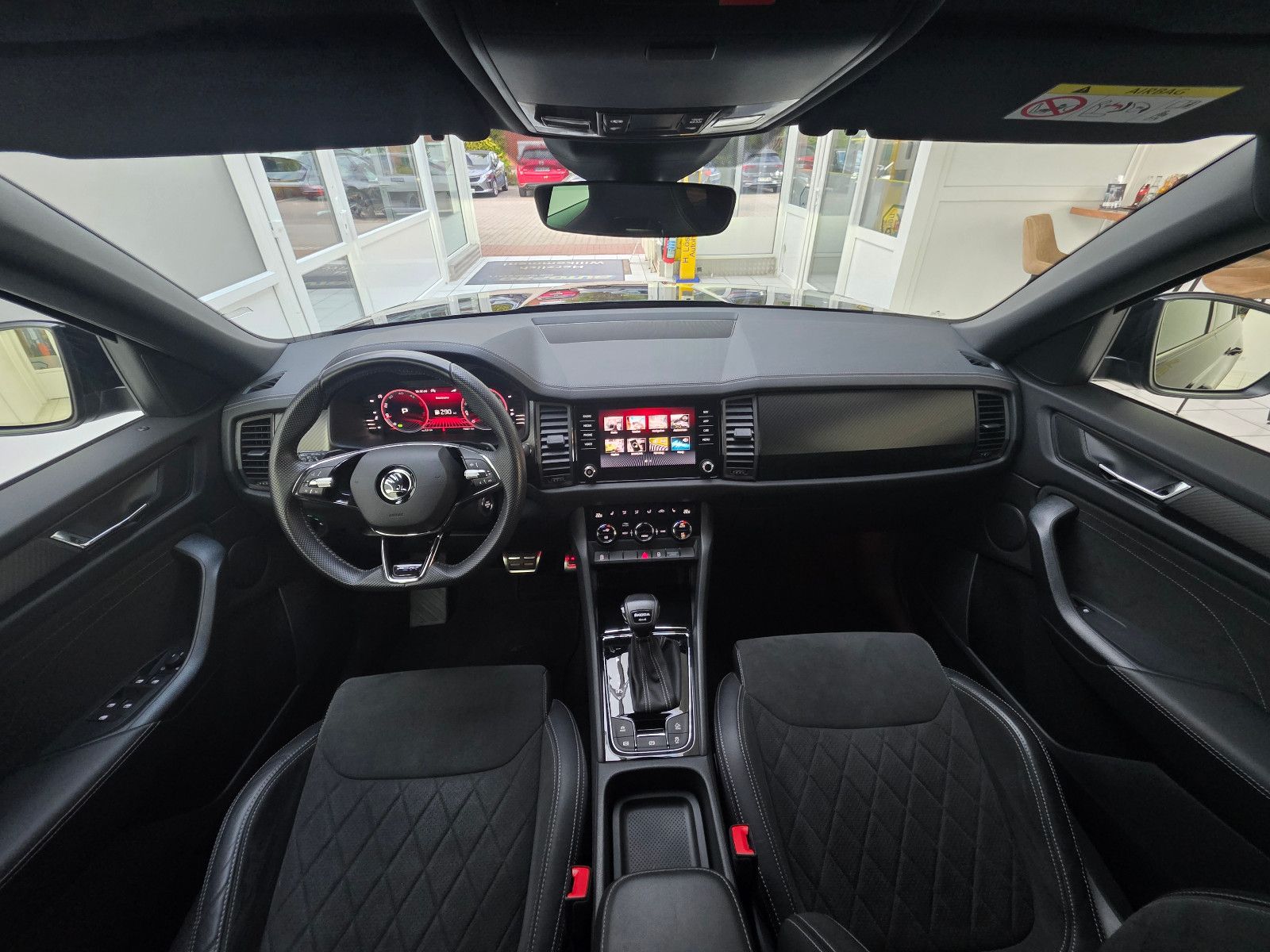 Skoda Kodiaq Sportline 4x4 7-Sitzer Businesspaket Navi foto 23