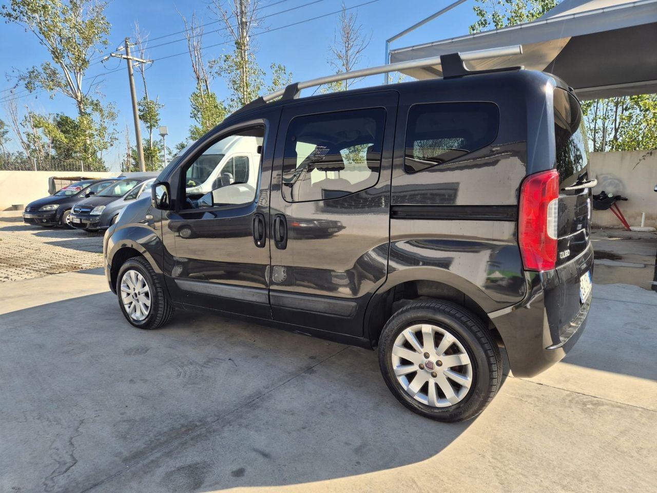Fiat Qubo 2011 — interior