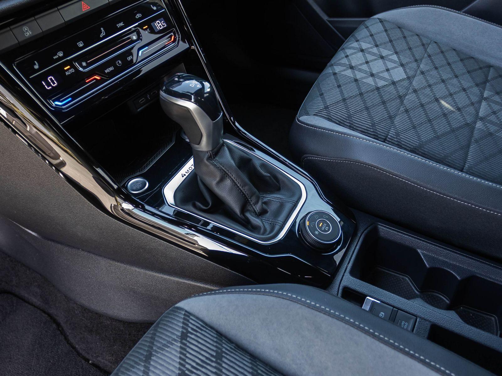 Volkswagen T-Roc 2.0 TSI DSG 4Motion R-Line, AHK, Navi, LED, миниатюра 14