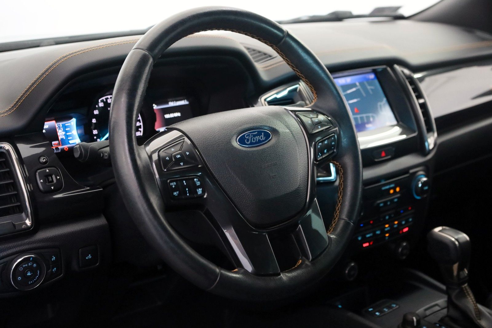 Fahrzeugabbildung Ford Ranger Wildtrak 3,2 TDCi Navi,Rollo,Xenon,8x Alu