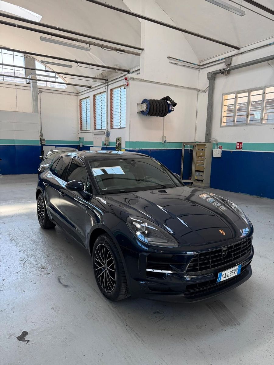 PORSCHE Porsche Macan 2.0