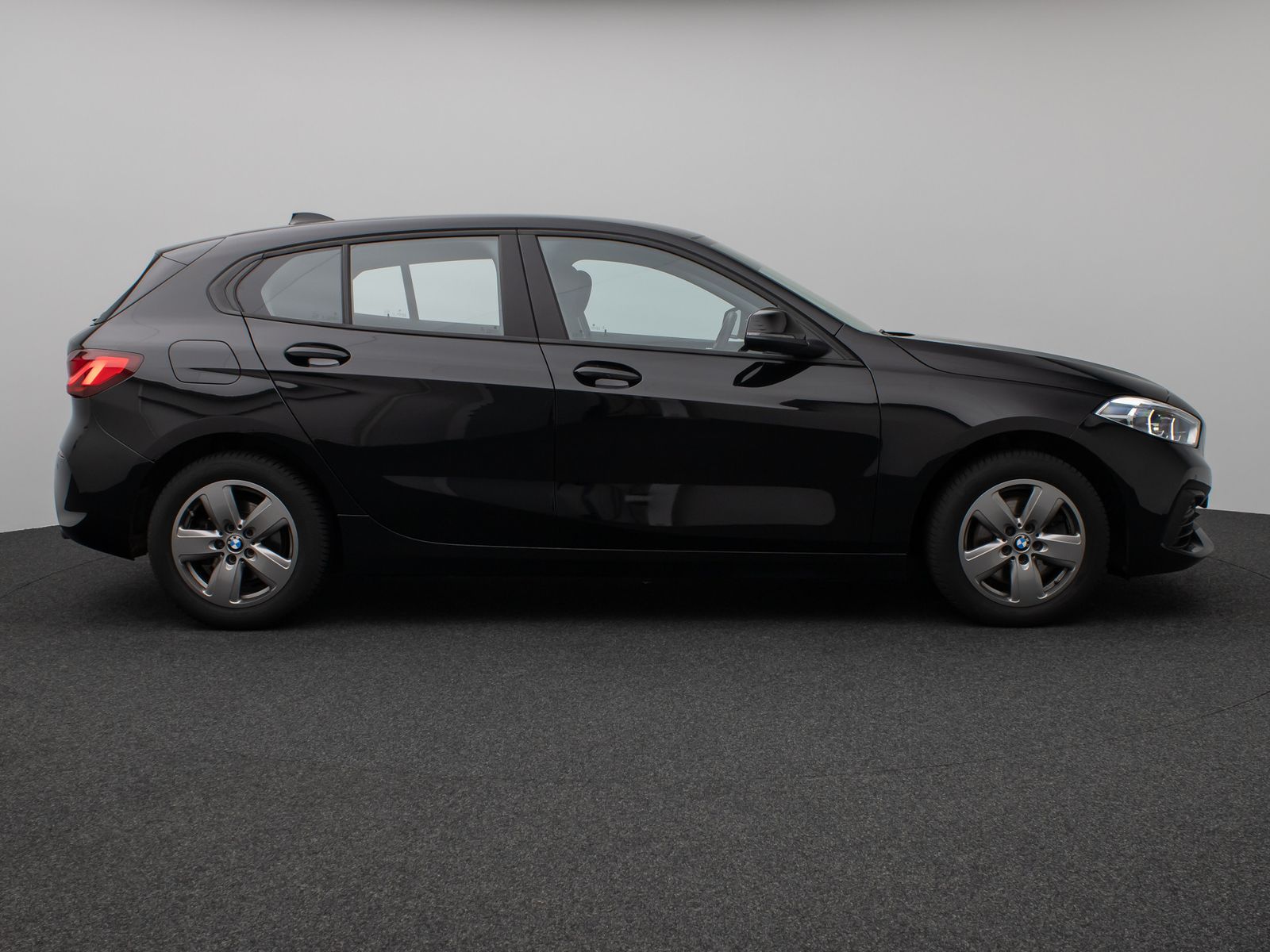 Fahrzeugabbildung BMW 118d DAB CockPitPro PDC LED Geschwindigkeitsreg.