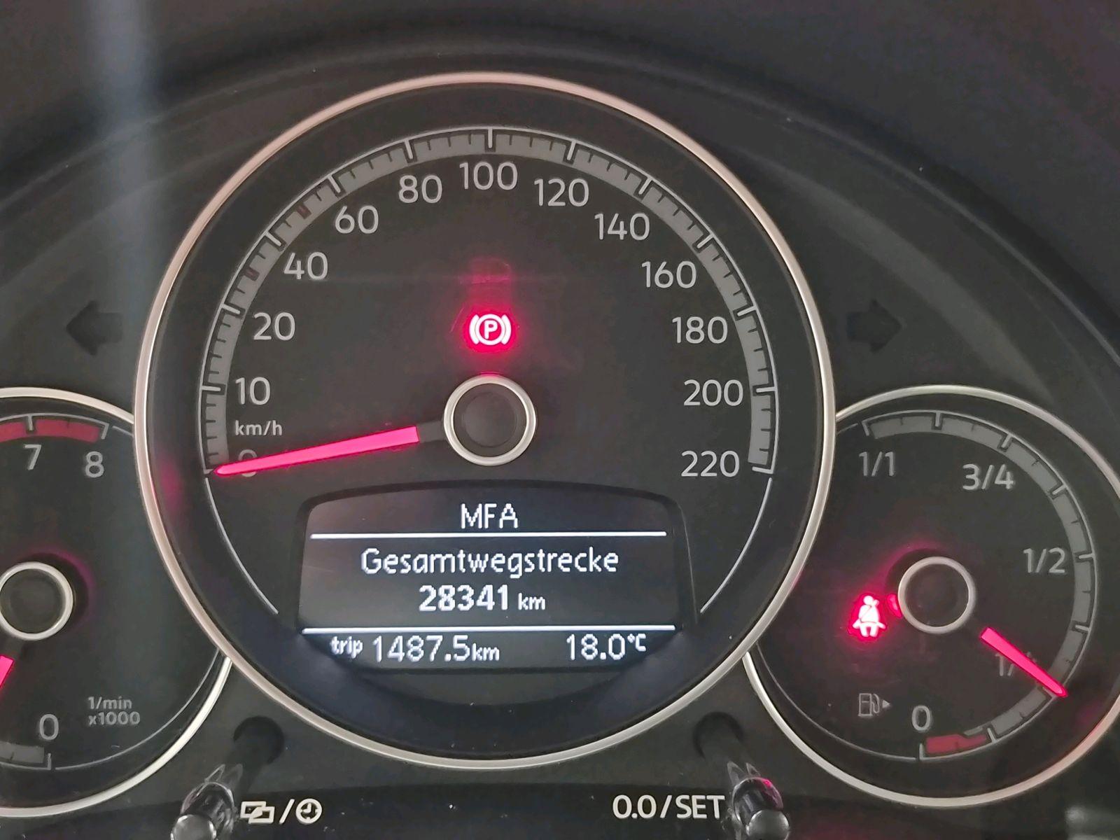 Volkswagen Up move up! 1.0 MPI 48kW 5-Gang 2 Türen, миниатюра 7