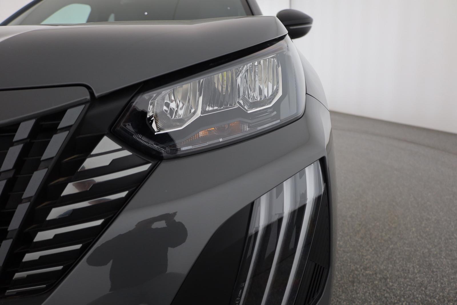 Peugeot 2008 1.2 PureTech LED ACC Kamera