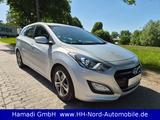 Hyundai i30 1.6 GDI //LED//PDC//AHK// - Hyundai i30 mit Benzin-Antrieb: Kombi, 1.6