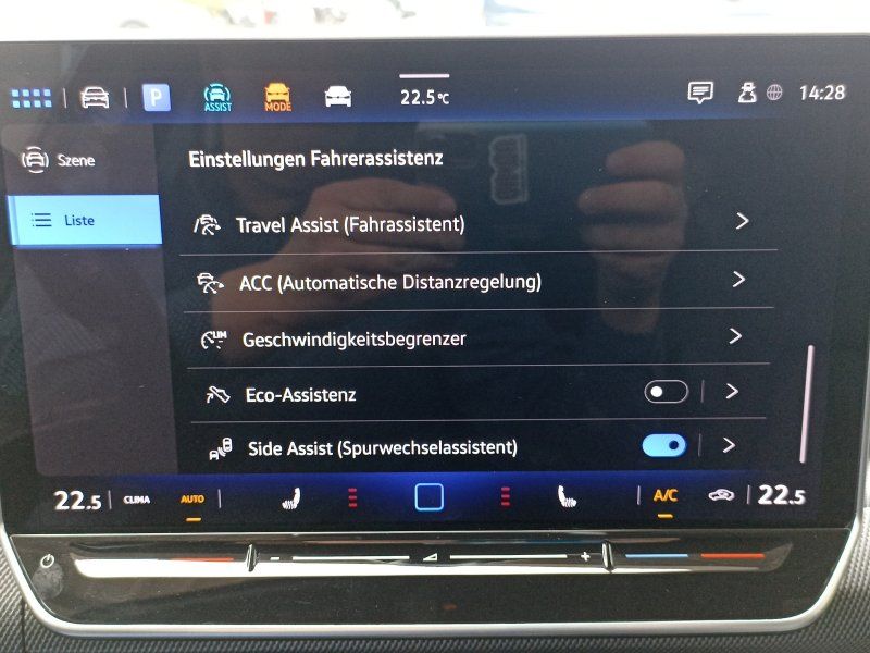 Fahrzeugansicht 13 Fahrzeugabbildung Volkswagen Golf VIII 1.5 eHybrid GTE DSG