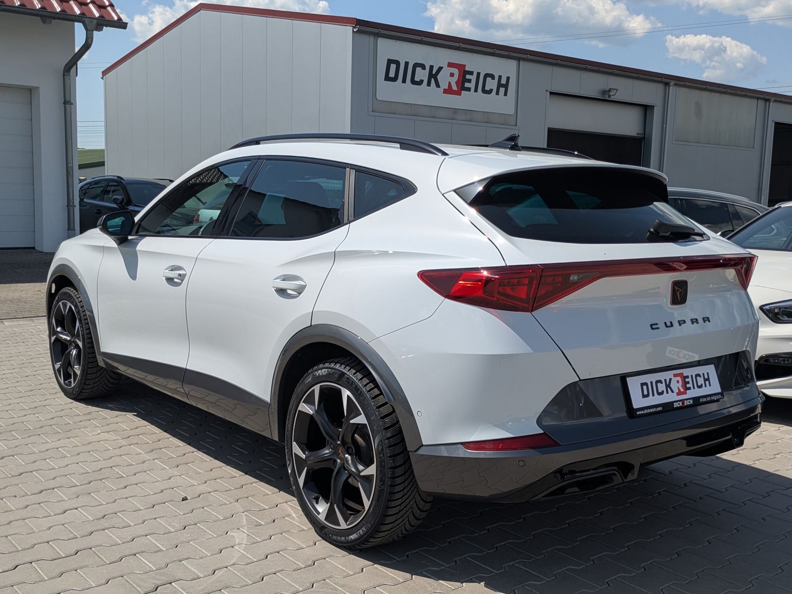 Fahrzeugabbildung CUPRA Formentor 1.5 TSIDSG ACC*DCC*LED*KAMERA*19"ALU