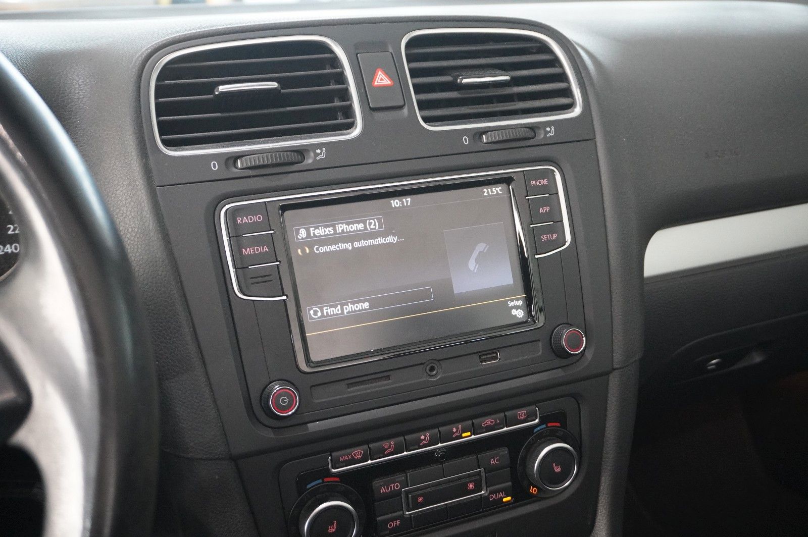Fahrzeugabbildung Volkswagen Golf VI Cabriolet 1.2 TSI NAVI/SHZ/USB/PDC/TEMP.