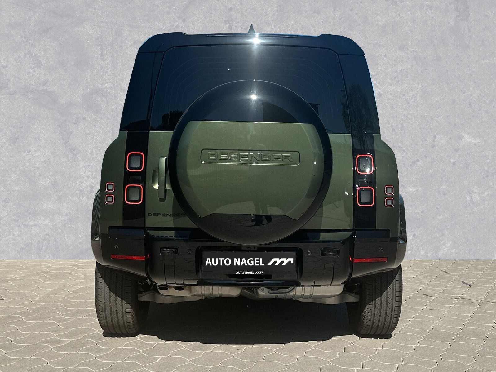 Land Rover Defender - Bild 7