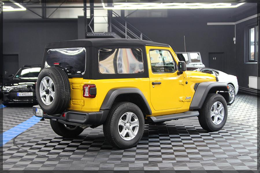 Jeep Wrangler 3.6 V6 Sport Auto / CAM / UNFALLFREI